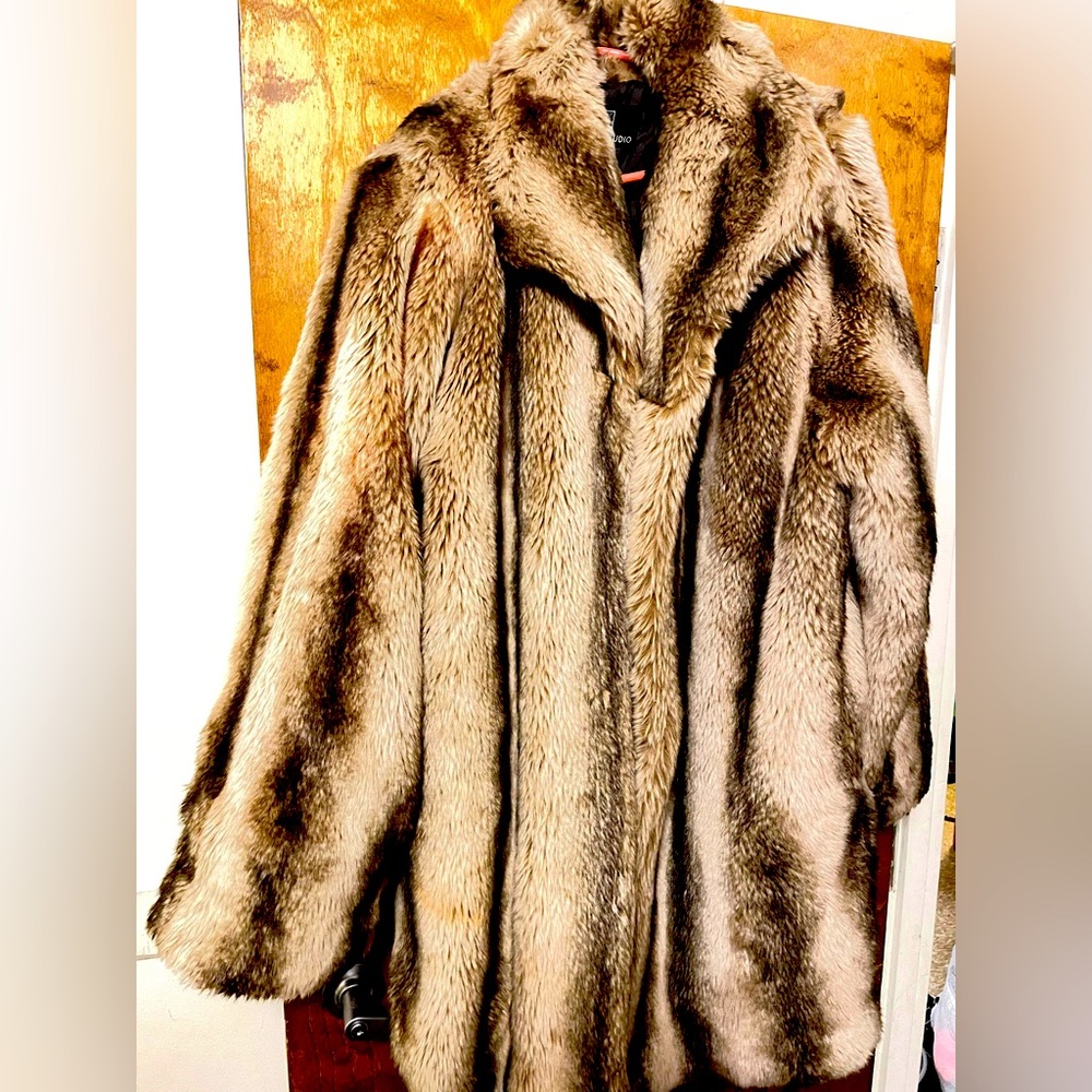 Alpine Studio fur coat